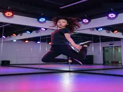 今日大瓜舞蹈视频